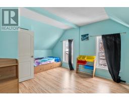 88 RICHMOND STREET N - 35
