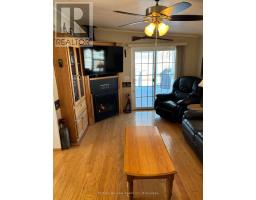 142 SANDBAGGER CRESCENT - 19