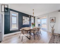 29 WINCHESTER CRESCENT - 12