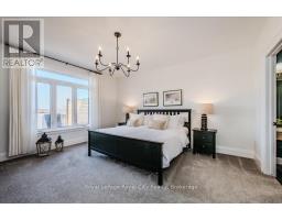 29 WINCHESTER CRESCENT - 16
