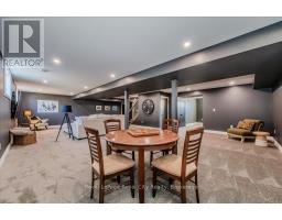 29 WINCHESTER CRESCENT - 28
