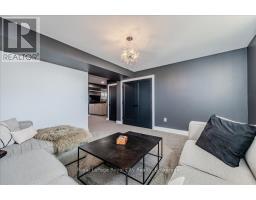 29 WINCHESTER CRESCENT - 31