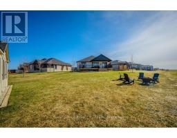29 WINCHESTER CRESCENT - 41