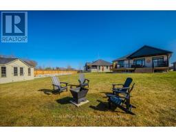 29 WINCHESTER CRESCENT - 42