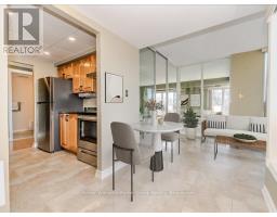 1008 - 237 KING STREET W - 16