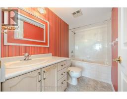 1008 - 237 KING STREET W - 29