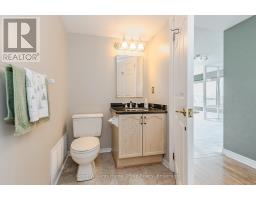 1008 - 237 KING STREET W - 34
