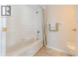 1008 - 237 KING STREET W - 35