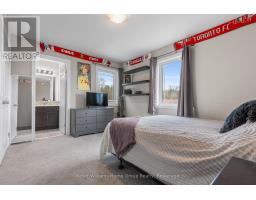 35 - 107 WESTRA DRIVE - 14