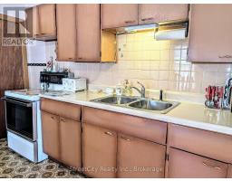 25 GUELPH STREET - 15