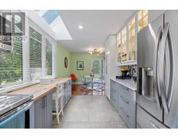 No.24 - 76582 JOWETT S GROVE - 10