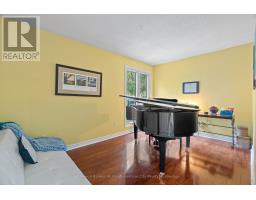 No.24 - 76582 JOWETT S GROVE - 21