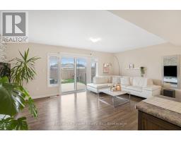1458 CAEN AVENUE - 10