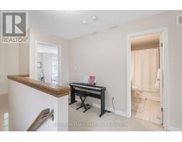 1458 CAEN AVENUE - 13