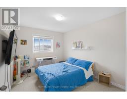 1458 CAEN AVENUE - 16