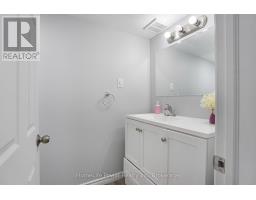 1458 CAEN AVENUE - 25