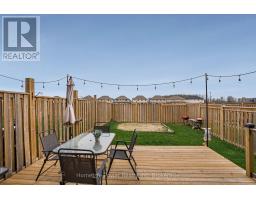 1458 CAEN AVENUE - 26