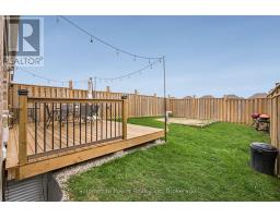 1458 CAEN AVENUE - 27