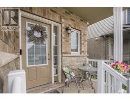 1458 CAEN AVENUE - 3