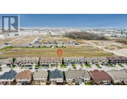 1458 CAEN AVENUE - 30