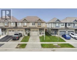 1458 CAEN AVENUE - 33