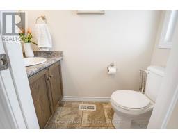 1458 CAEN AVENUE - 5