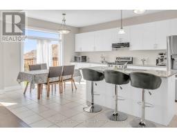 160 FOAMFLOWER PLACE - 36