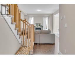 160 FOAMFLOWER PLACE - 5