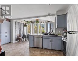 73 SOUTHWOOD DRIVE - 12