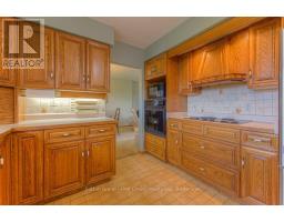 77 HURON ROAD W - 13