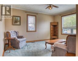 190 ELM AVENUE N - 16