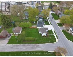 190 ELM AVENUE N - 27