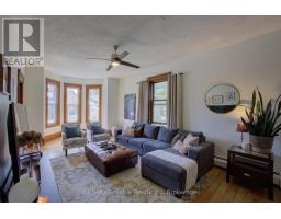 31 SPARLING STREET - 13