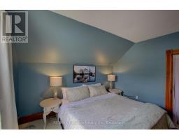 31 SPARLING STREET - 26