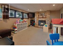 136 NAPIER STREET - 24