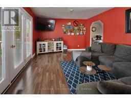 136 NAPIER STREET - 7