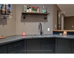 267 SUNSET DRIVE - 32