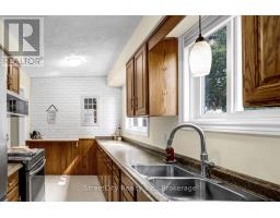 35 BABB CRESCENT - 11