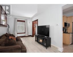 62 LOUISE STREET - 11