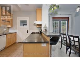 62 LOUISE STREET - 19