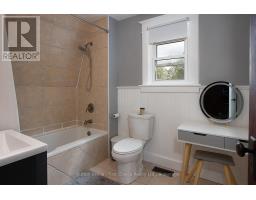 62 LOUISE STREET - 25