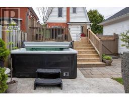 62 LOUISE STREET - 34