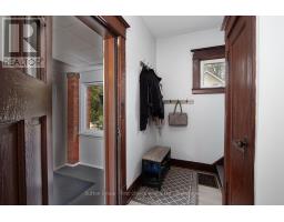 62 LOUISE STREET - 7