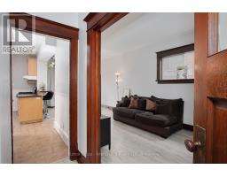 62 LOUISE STREET - 8