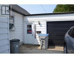 378 VICTORIA STREET - 28