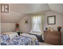 378 VICTORIA STREET - 8