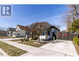 30 ERIE STREET N - 2