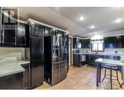 30 ERIE STREET N - 24