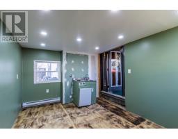 30 ERIE STREET N - 30