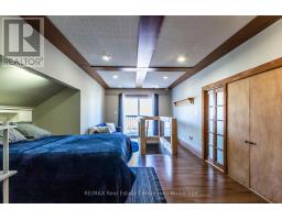 30 ERIE STREET N - 35